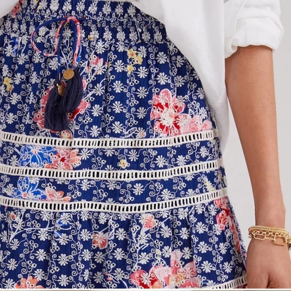 Anthropologie Verb floral embroidered mini skirt, size S - Picture 3 of 10